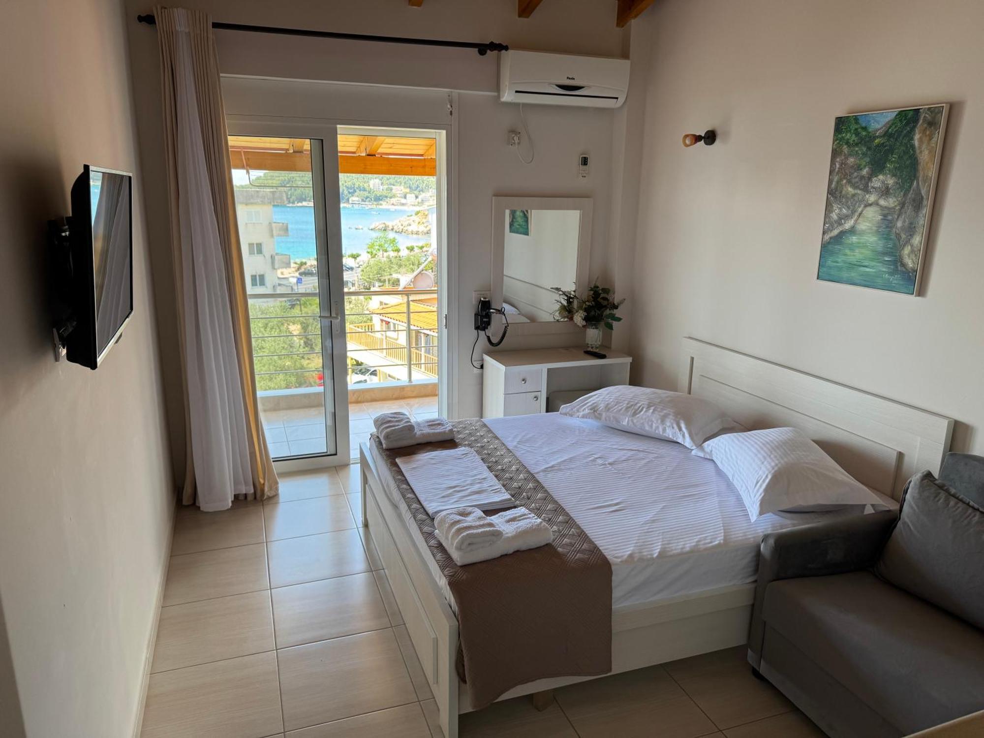 George Hotel Rooms&Suites Himare Exterior foto